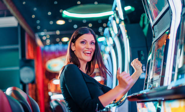 master198 European Roulette live dealer table with multi-camera view and betting interface